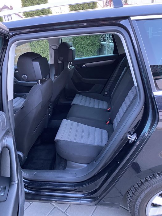 VWPassat Highline 2,0-Tdi-170-Cp-Bi-Xenon--Automată-padele-volan