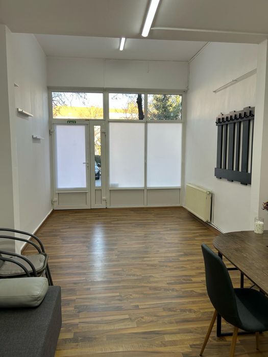 Spatiu de inchiriat Str. Horea Tarnaveni langa Posta cu vad comercial