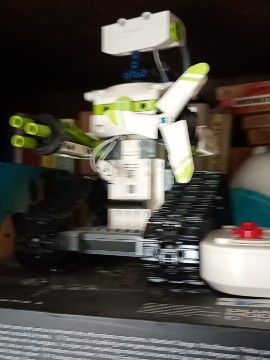 Robotel din lego că nou