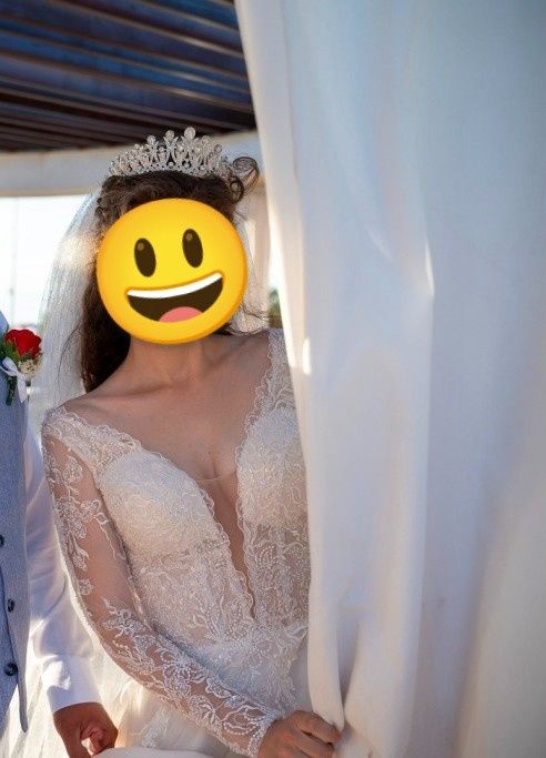 Rochie de mireasă + voal + cerc de 3