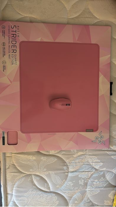 Продам коврик razer strider L