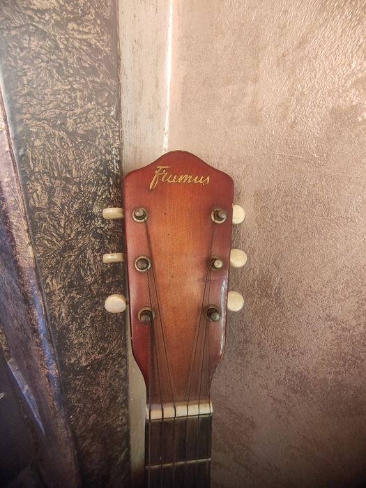 Framus Gagliano chitara