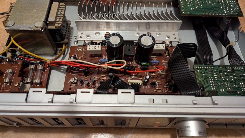 Amplificator Toshiba SB-M2