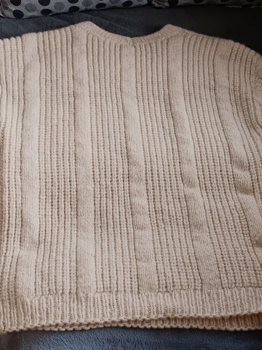 Мъжки вълнен пуловер