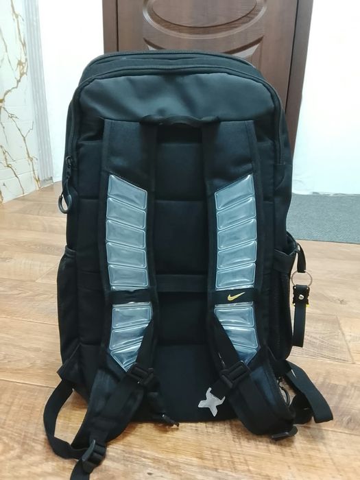 Продам сумку nike elite