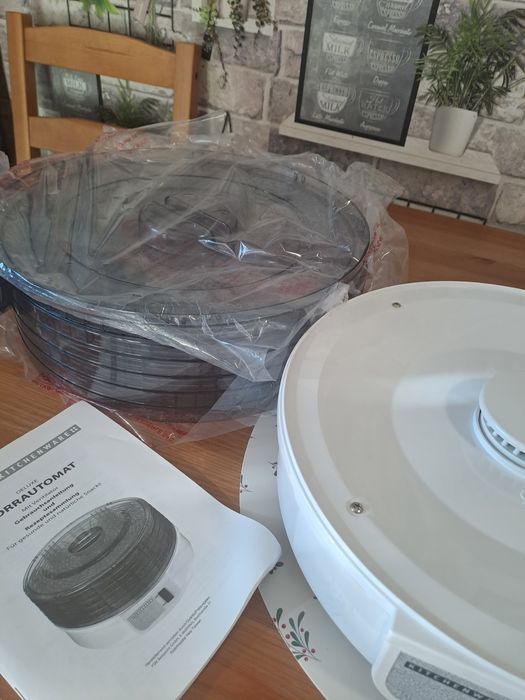 Aparat pentru deshidratat fructe/legume