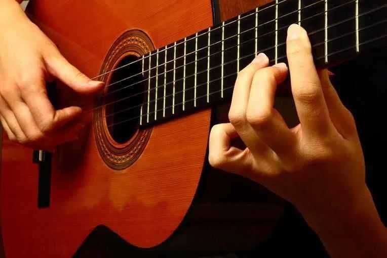 Индивидуальные уроки гитары | Преподаватель