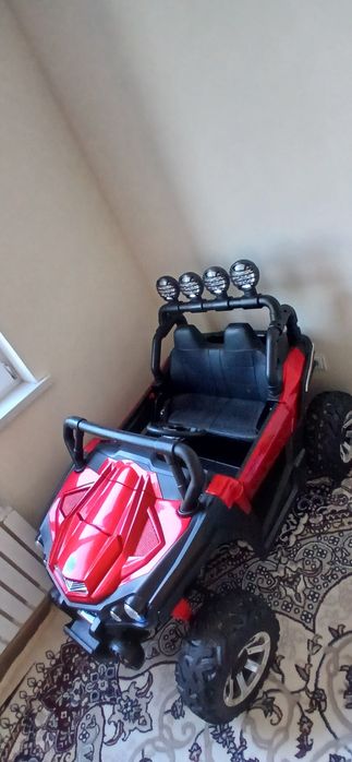 Bolalar uchun maxsus elektromobil sotiladi holati yangi narxi kelishil