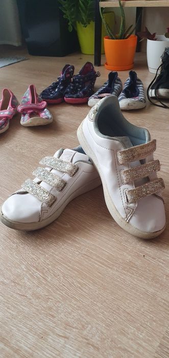 Детскии обувкии!