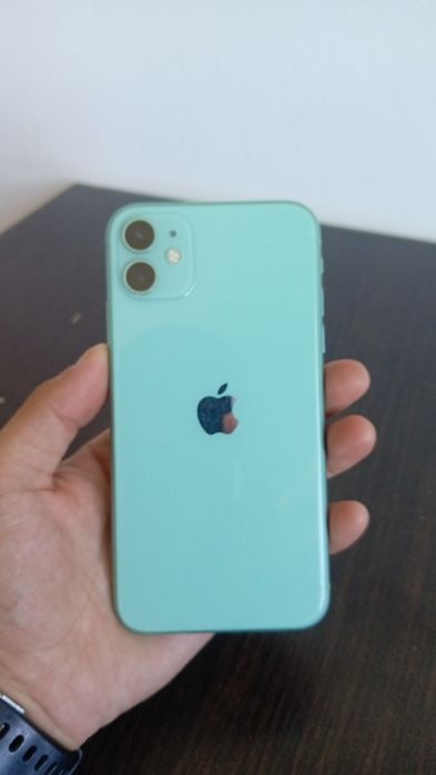 СРОЧНО IPhone 11 128 гб