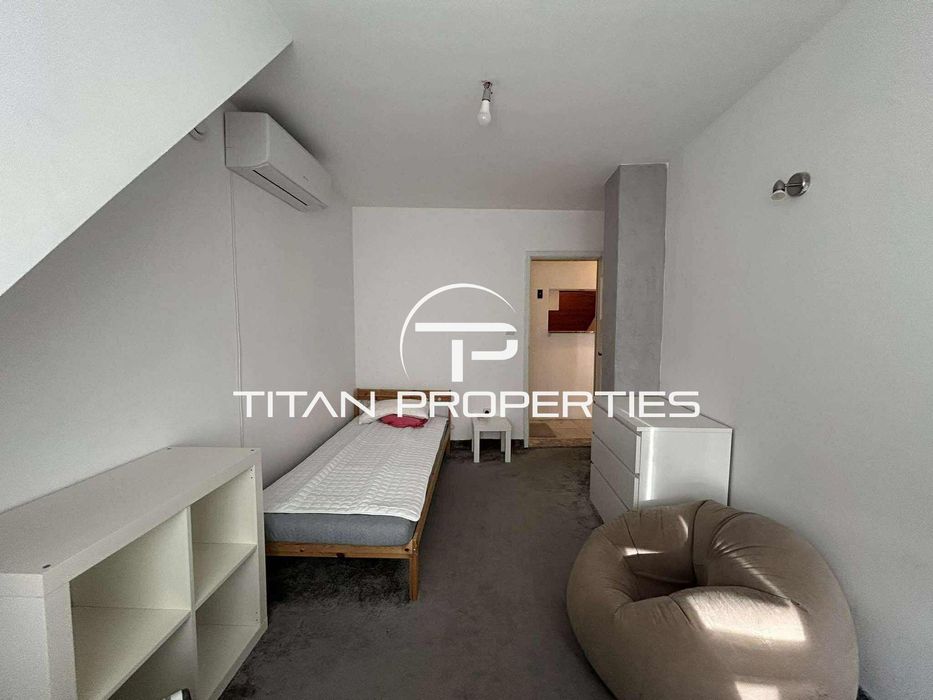 Дава се под наем Тристаен апартамент в Варна, Червен площад - 50 кв.м за 409 € - Снимка #3