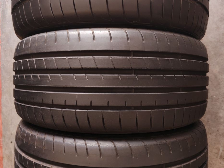 225 45 R18 255 40 R18  vara RFT * Anvelope Cauciucuri Goodyear BMW  7mm