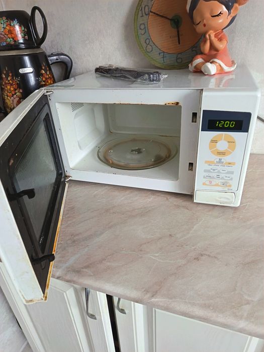 Продам микравалновку