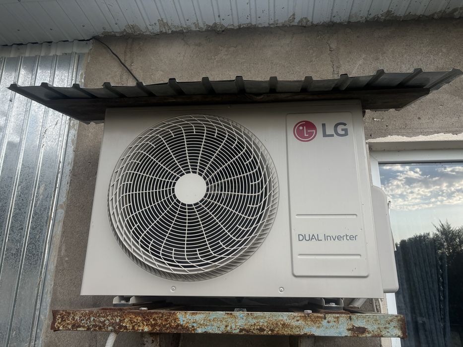 Кондиционер LG B24TS U24C