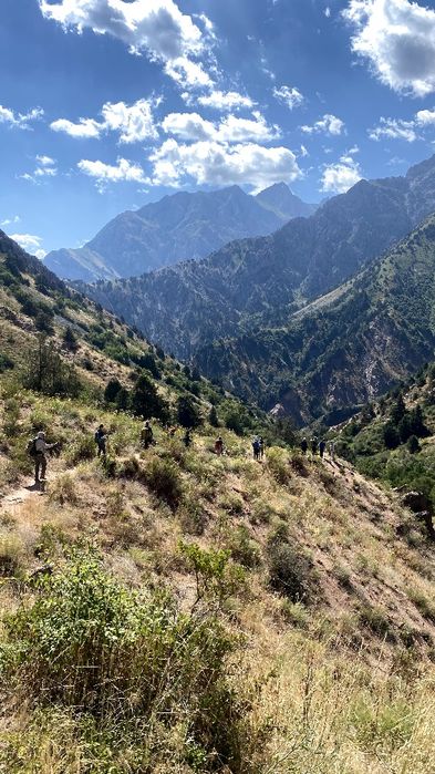 40+ Лёгкие Оздоровительные походы в Горы для взрослых..