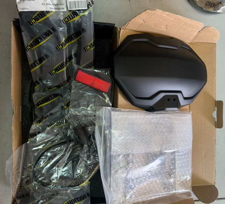 Заден калник + стойка за номер за Yamaha TMAX 530 / T MAX 560