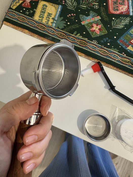 Портафильтр для кофеварки Delonghi