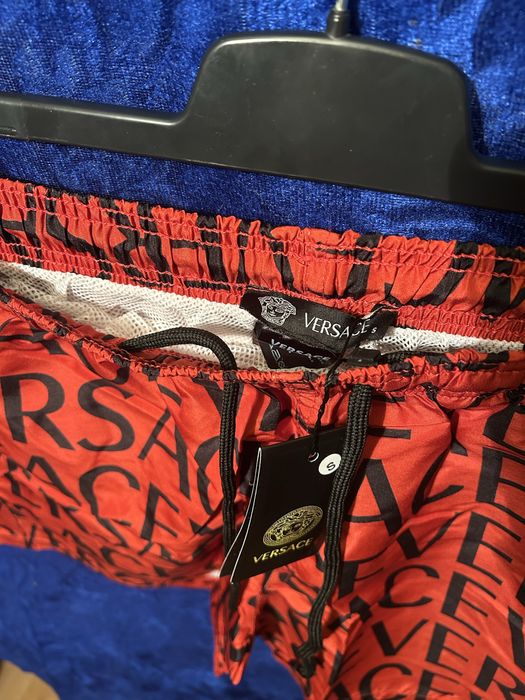 Sort Versace de plaja