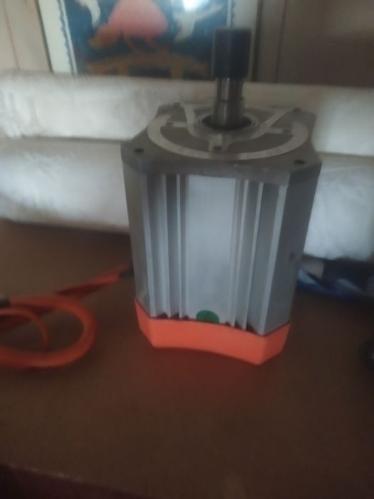 Матор на электромотоцикл