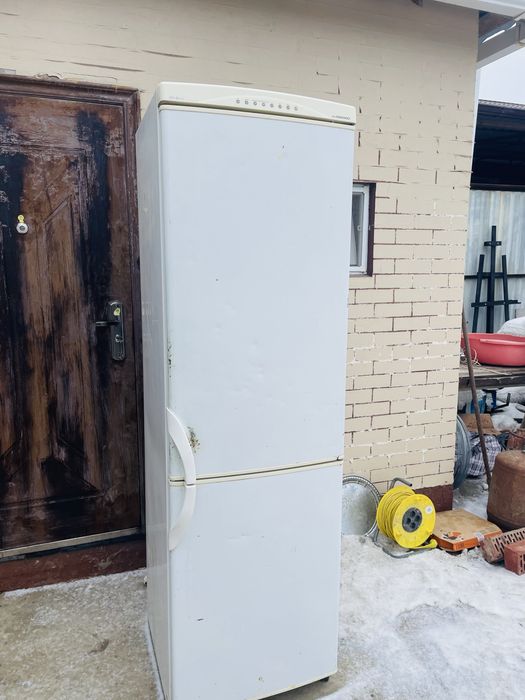 Холодильниктер сатылады