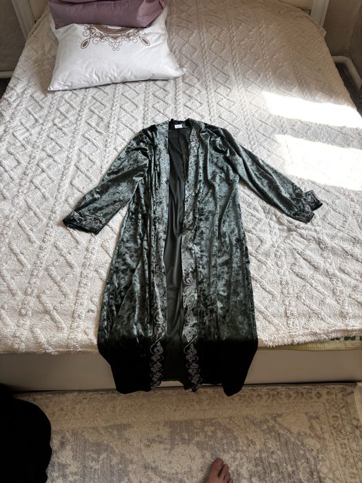Продам платья туретские