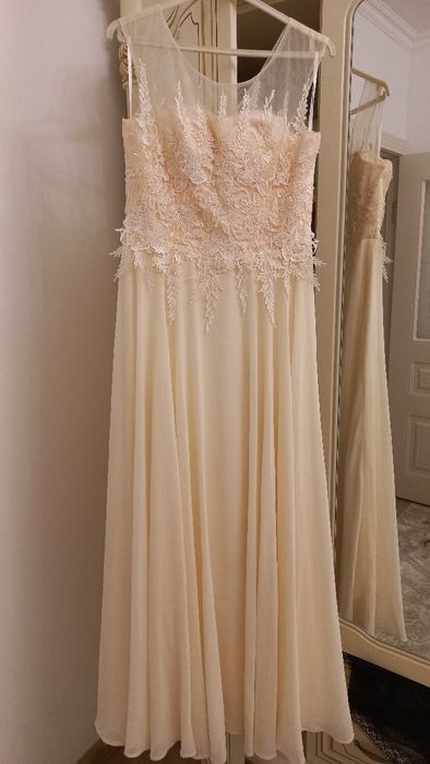 Вечерние платья, 44-46 размер