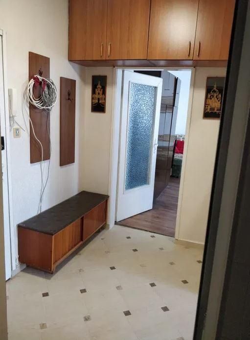 Дава се под наем Двустаен апартамент в Варна, Възраждане 1 - 55 кв.м за 250 € - Снимка #4