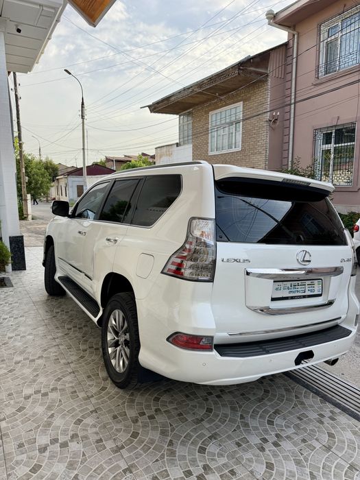 Продается Lexus gx460.