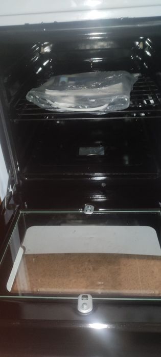 продам электроплиту Flama