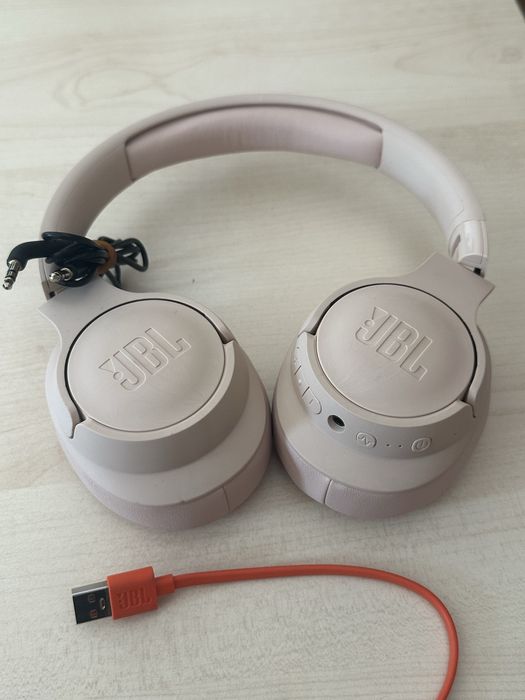 Căști JBL Tune 760