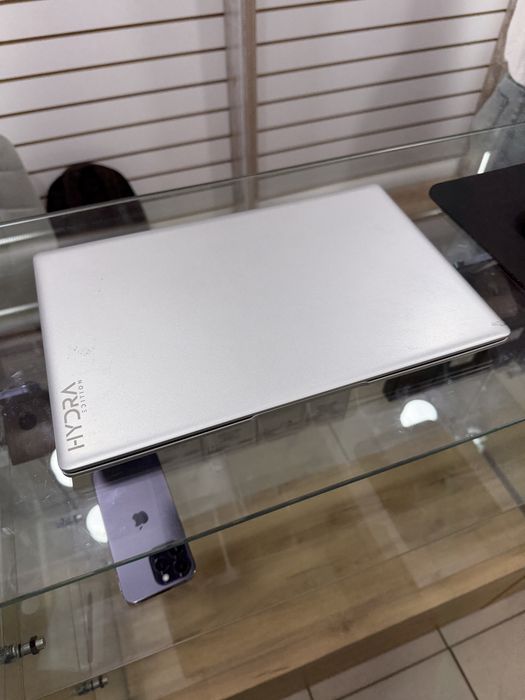 Продаю ноутбук HYDRA Celeron 128GB SSD