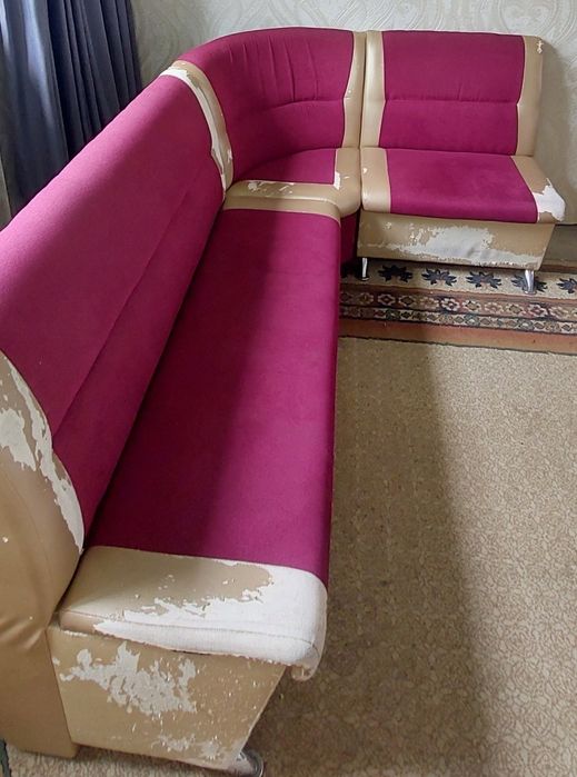 Продам кухонный уголок