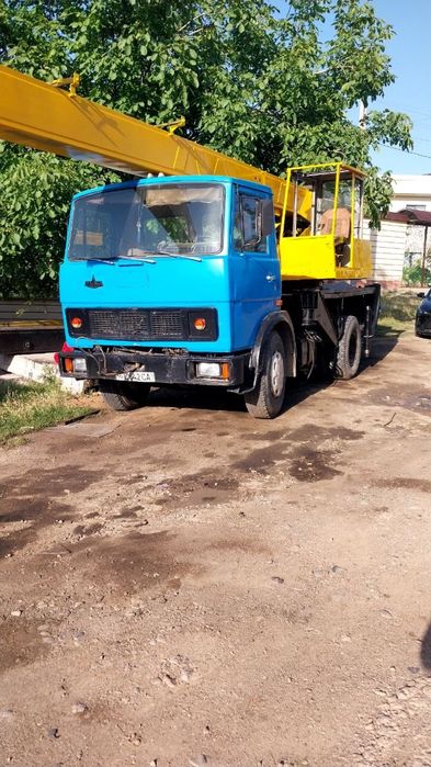 Продается автокран маз