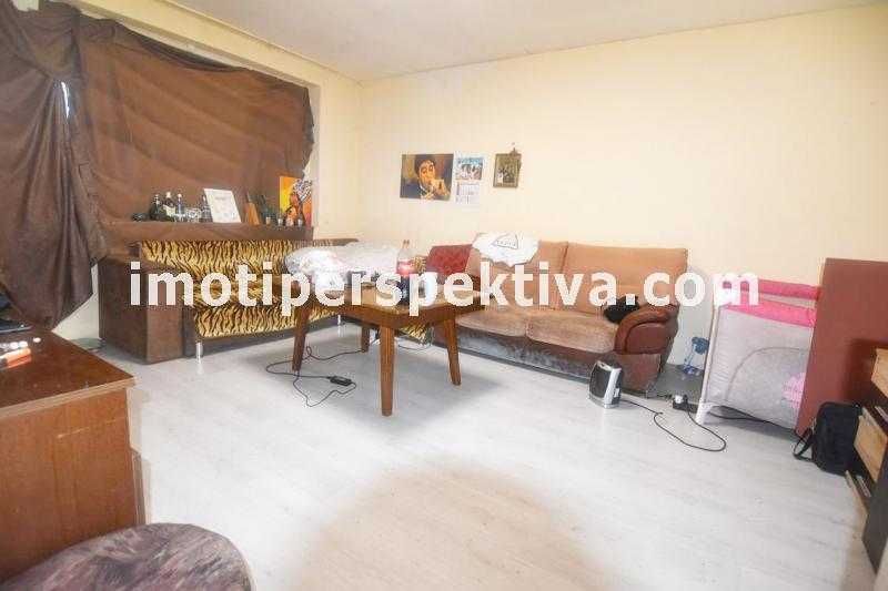 Продава се Тристаен апартамент в Пловдив, Кючук Париж - 136 кв.м за 1236 €/кв.м - Снимка #13