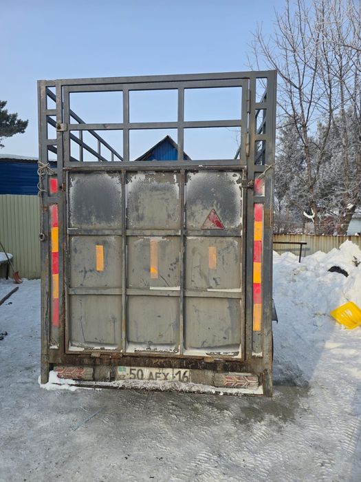 Прицеп сатылады.