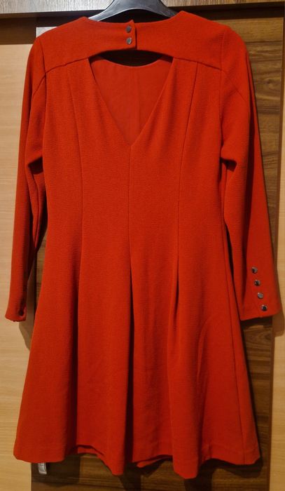 Rochie midi roșie