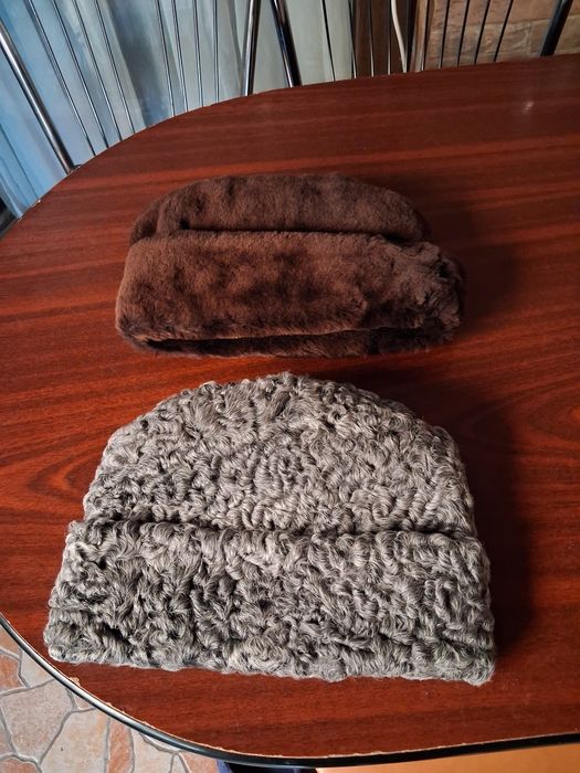 De vânzare căciulă de astrahan