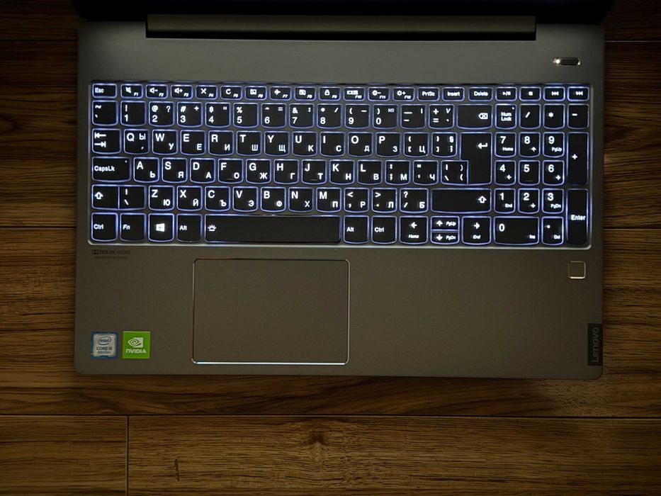 15.6 Lenovo s540`Core i5-8265U/Nvidia MX250/12GB RAM/256GB SSD/Full HD IPS/Бат 7ч