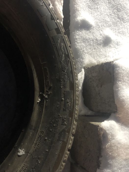 Продается зимняя резина