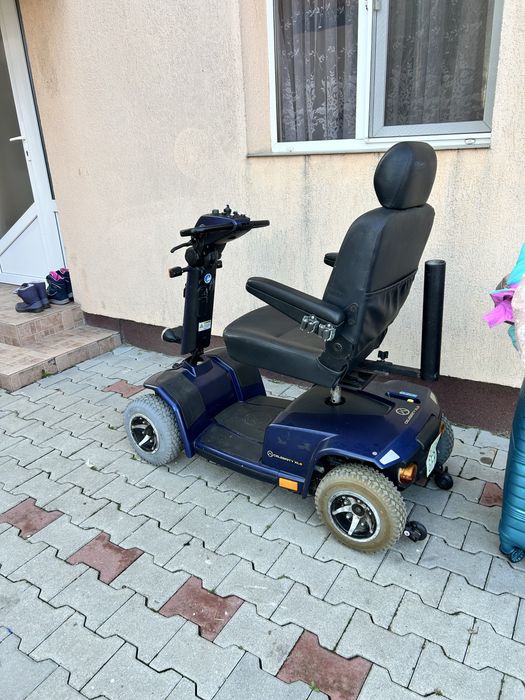 Scuter electric pentru  persoane cu dizabilitati