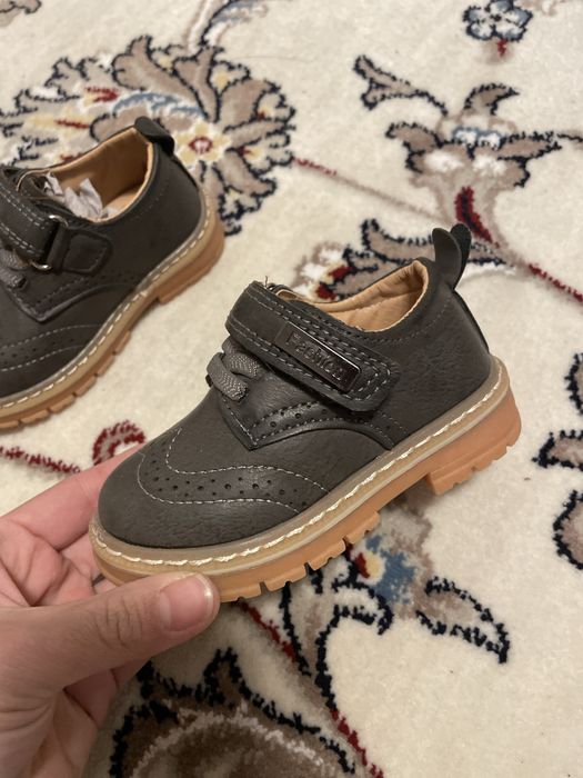 Детские ботинки