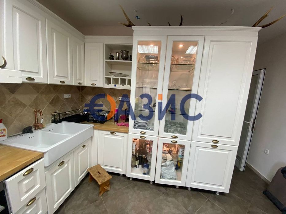 Продава се Заведение в Свети Влас - 159 кв.м за 283 €/кв.м - Снимка #12