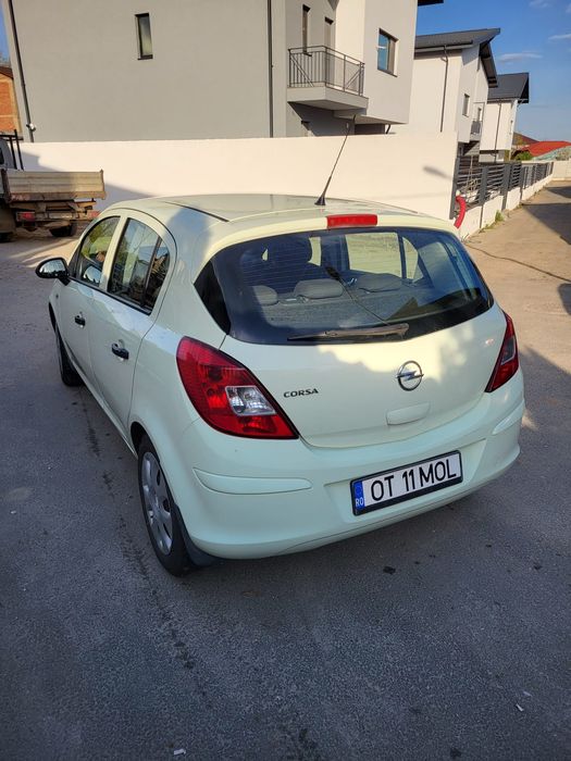 Opel Corsa D 2011 1.2 benzina EURO 5  unic proprietar