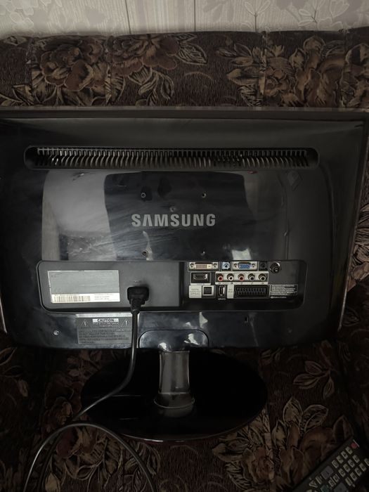 Продавам лсд 22 инча лично само