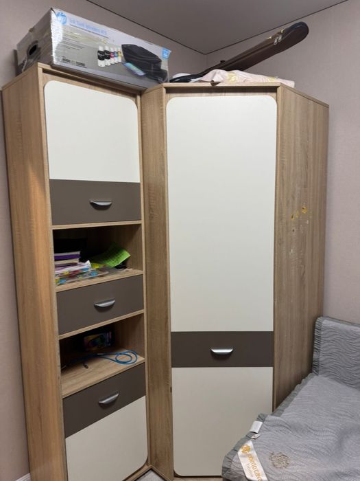 Шкаф угловой б/у