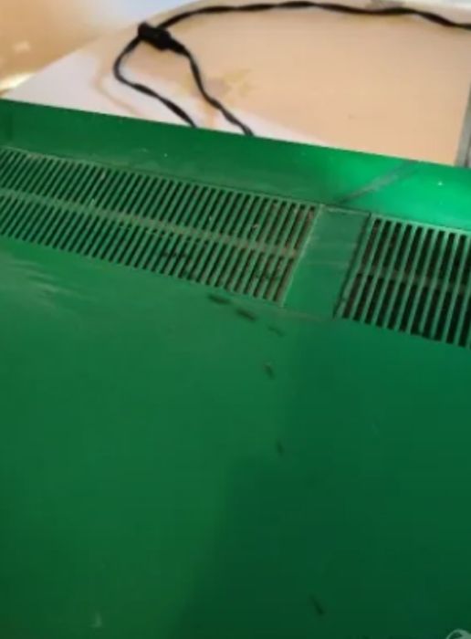 Радиоприемник +2 тонколони.