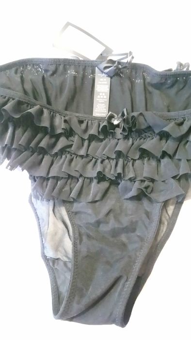 Секси бельо много нежна и приятна дантела!