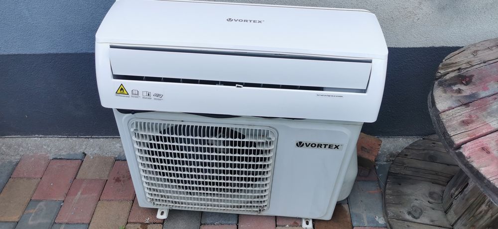 Aparat aer condiționat Vortex 12000 BTU functional