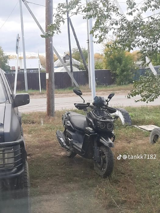 Продам скутер танк150