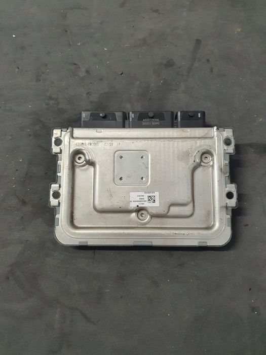 calculator motor ecu dacia logan dacia duster cod 237105018s a3c042...